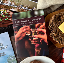 Irish Toasts & Blessing Pocketbook