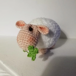 Crochet Irish sheep with shamrock