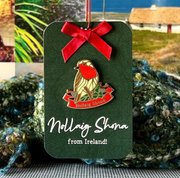 Nollaig Shona - Happy Christmas - enamel pin