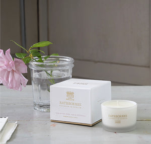 Rathbornes Dublin Tea Rose, Oud & Patchouli Scented Luxury Candle