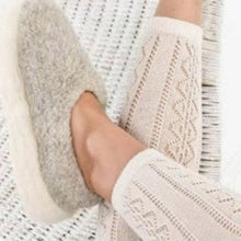Load image into Gallery viewer, Irish wool Slippers